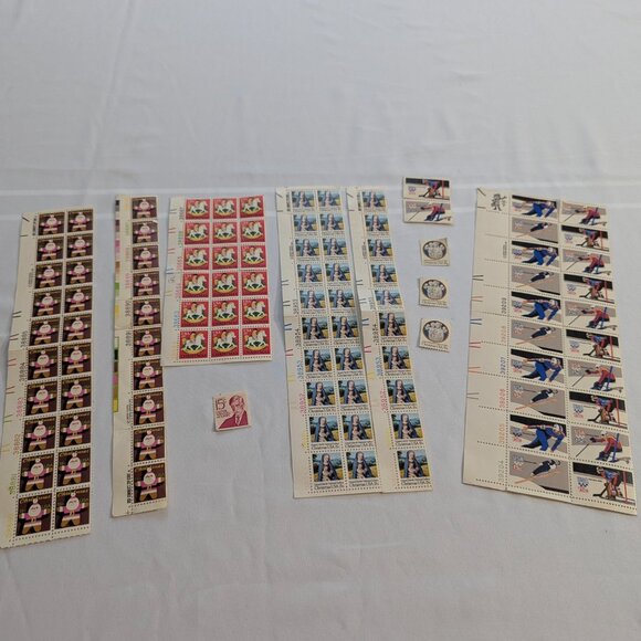 Random USPS Stamp Bundle 15-cent through 37-cent Variety - Picture 5 of 14